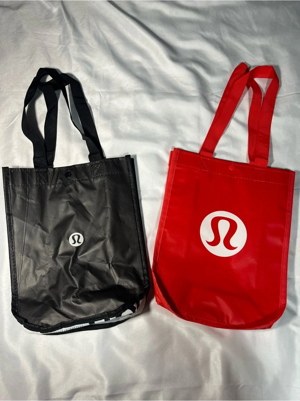 Lot of 2 LULULEMON Reusable Shopping Bags 9 x 11 Black Red Small Tote Bags